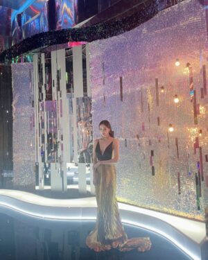 Lee Da-hee Instagram - 너무나 예뻤던 골든 디스크 무대 
귀요미들 내년엔 고척돔에서 꼭 만나❤
이젠 다시 아일랜드로 간다아🙆‍♀️