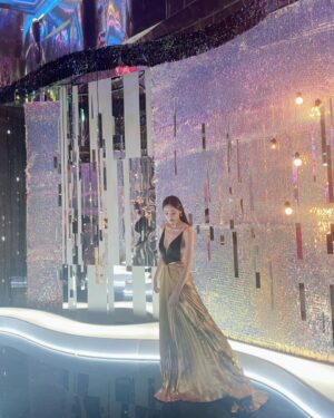 Lee Da-hee Instagram - 너무나 예뻤던 골든 디스크 무대 
귀요미들 내년엔 고척돔에서 꼭 만나❤
이젠 다시 아일랜드로 간다아🙆‍♀️