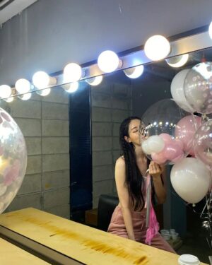 Lee Da-hee Instagram - 행복했던 촬영🥳고생많으셨어요🙏
