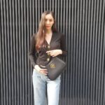 Lee Da-hee Instagram - 🖤 #광고 #토리버치 #Toryburchkorea #Toryburchfw21 #ToryBurchBags