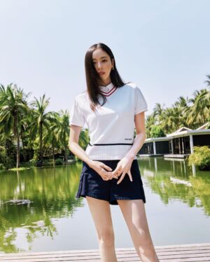 Lee Da-hee Instagram - AllureXCallaway
허윤선 기자님과 두번째 함께 했던 화보촬영❤️따뜻한 마음 잊지 않을게요 감사해요 기자님🙏