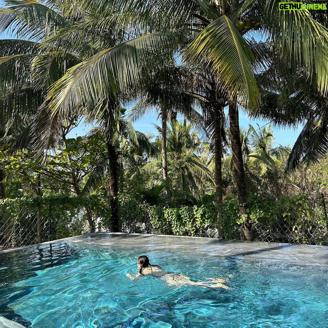 Lee Da-hee Instagram - xin chào thời tiết đẹp🐬