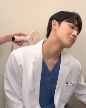 Lee Do-hyun Instagram - 영광스러운 여정의 시작