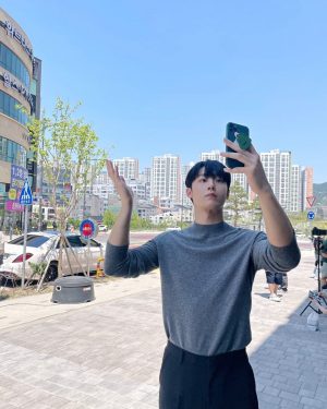 Lee Do-hyun Instagram - 영광스러운 여정의 시작