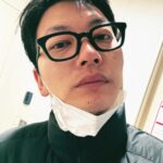 Lee Dong-hwi Instagram – 데뷔 11주년 기념 셀카
11th anniversary selfie. 
감사합니다✨