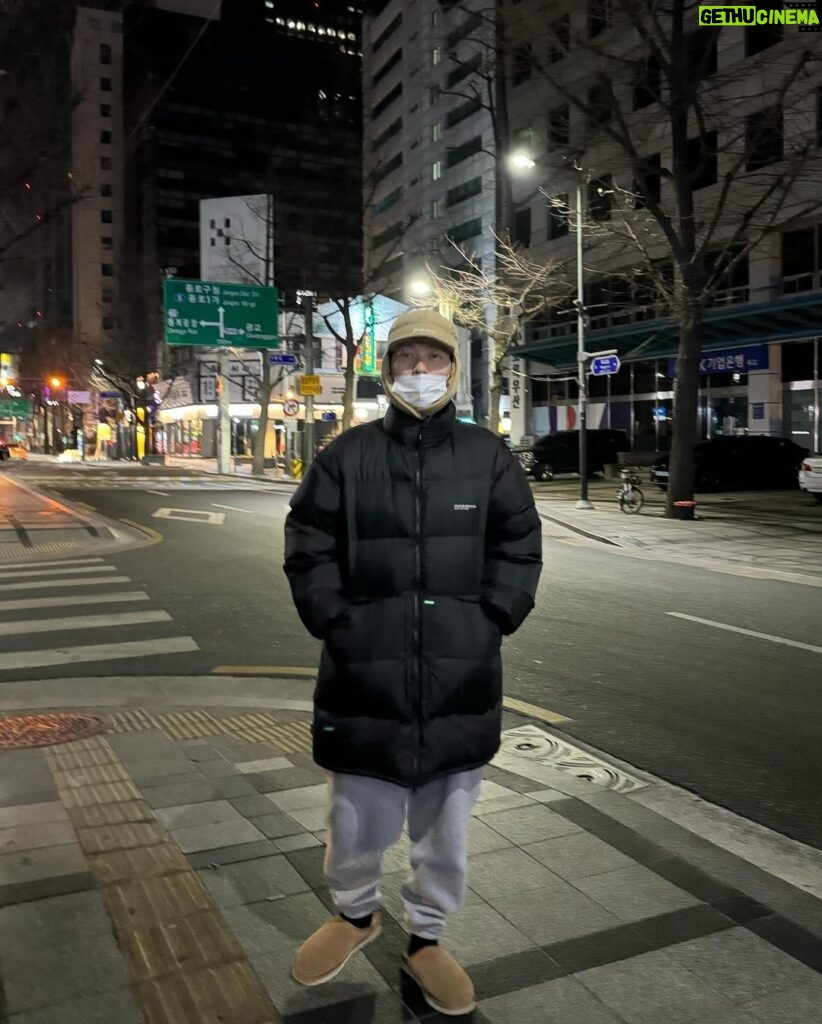 Lee Dong-hwi Instagram - 오늘 저녁6시 @ddeun._.ddeun 핑계고💖
