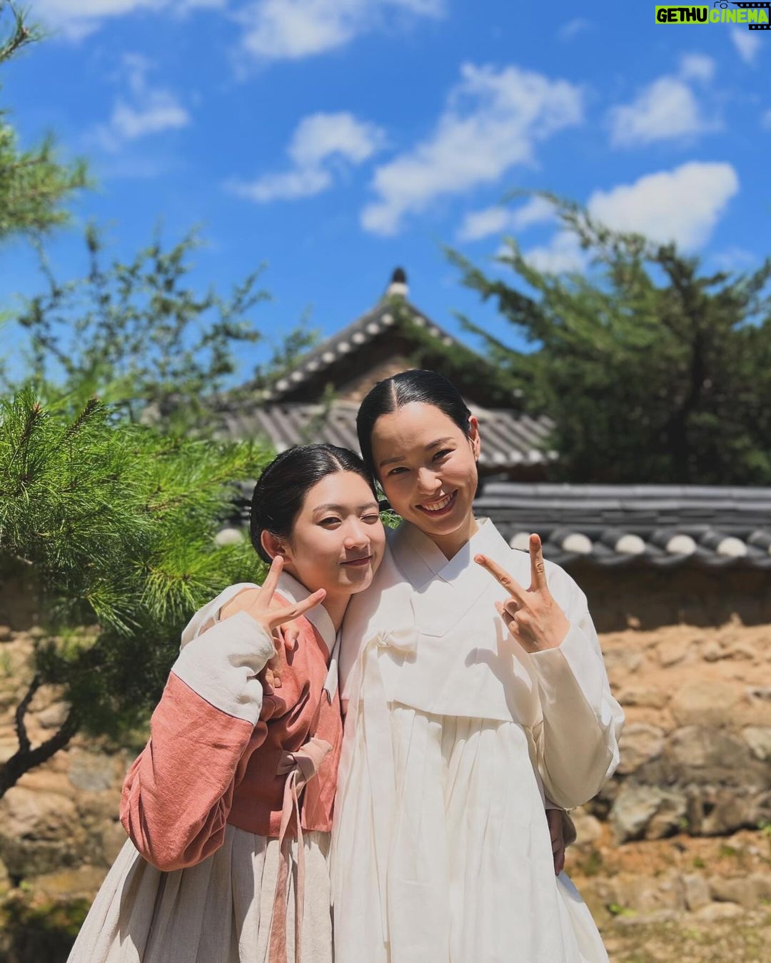 Lee Hanee Instagram - 내 짝꿍, 깜찍 연선이! 이쁜 애는 뭘 해도 이쁘고, 잘하는 녀석은 뭘해도 잘 하는 건가. 연기 천재가 그림도 잘그려!!ㅎ 진짜 아씨솜씨는 우리 연선이ㅋ🧡