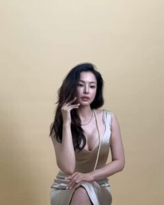 Lee Hanee Instagram - 🤎Venus🧡 오늘 하루도 고생많으셨습니다💛 . @venus.korea