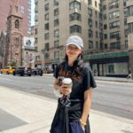 Lee Hanee Instagram - Tired…but good.🫡☕️
