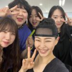 Lee Hanee Instagram - 언니의 남상?을 더욱 돋보이게 해준 우리 혜윤이 보미, 규리, 민서, 의분미 이쁘니들~ 모두 감사감사해! 정말 고생많았어ㅠㅠ 고맙고 사랑해🙏🧡
