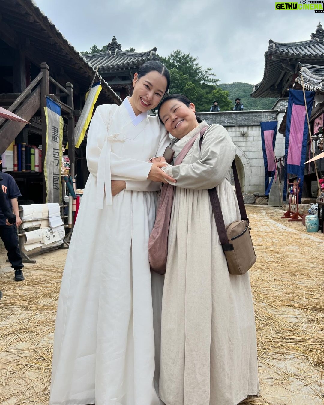 Lee Hanee Instagram - 오늘밤 9시40분(초큼 일찍) 밤에피는 꽃 ‘마지막회’가 방송됩니다!🥹