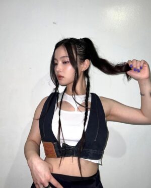 Lee Hi Instagram - OMG!! Philippines!! 🇵🇭 Tonight u guys are really amazing!! I felt that you guys are our real fans! I'll remember today for a long time.💕 I think we must meet again soon!! Thank u for showing us much love. XOXO 💋🥰💋