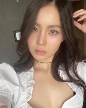Lee Hi Instagram - 👼