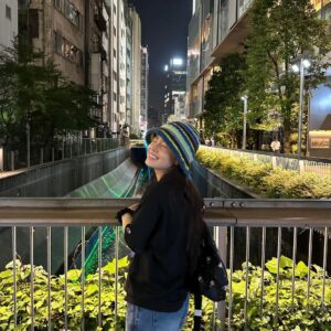 Lee Hi Instagram - 짧은휴가🔄