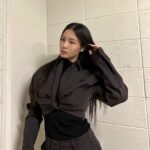 Lee Hi Instagram – 왼쪽얼굴고집🫣🙄