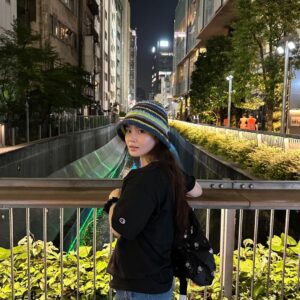 Lee Hi Instagram - 짧은휴가🔄