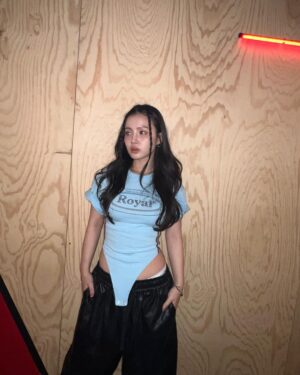 Lee Hi Instagram - 💎
