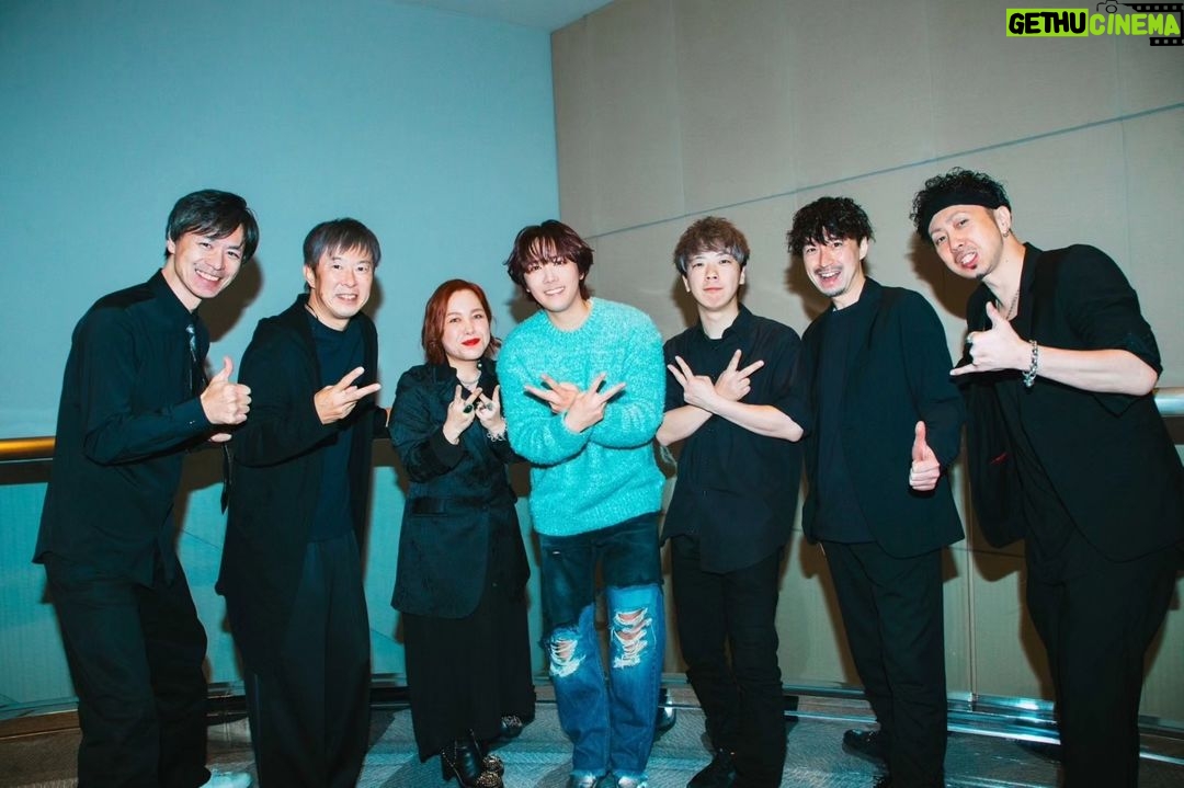 Lee Hong-gi Instagram - きょうのliveでことしのjapan liveはおわりました!!! 2023ねんはftislandにとって'だい1page'のおわりだった!!! 2024ねんはいままでのおれらをわすれずにあたらしいftisland'だい2page'をかく!!! ほんとうに×100000000 ありがとう🤘🤘 しあわせすぎた!!!!!!! またらいねん!!!!!!たくさんあそぼ😄😄😄 #ftisland #doyouknowftisland #doyouknowprimadonna #foundme#stayyoung#seeyousoonagain