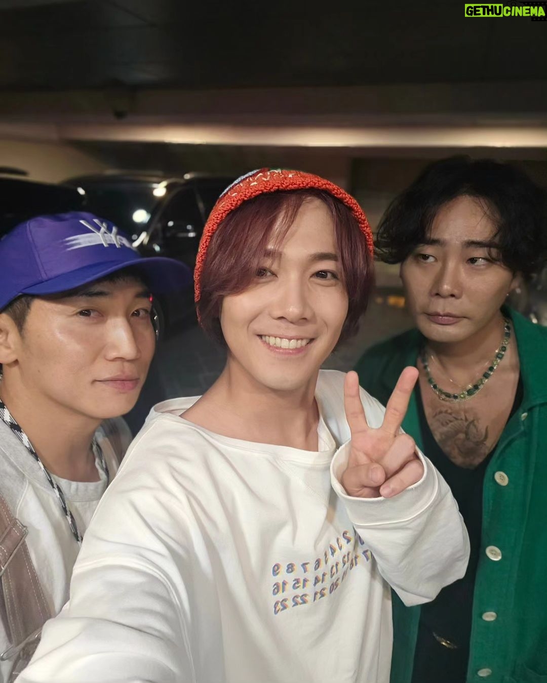 Lee Hong-gi Instagram - 키키키키키 재밌당 #ftisland#uv