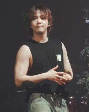 Lee Hong-gi Instagram - 2024 첫 생일 감사합니다😘
모두 행복하고 건강하고 자주 만나요!!!🤘🤘
#birthday #ftisland#leehongki