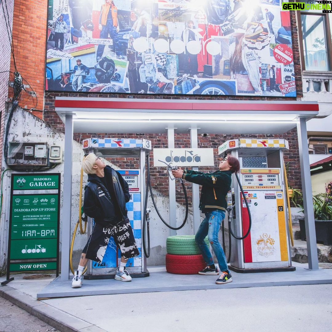 Lee Hong-gi Instagram - 오랜만에 재진이랑 나들이다녀왓지롱😋 #diadora 너무 이쁘네 아주그냥!!ㅋㅋㅋ 초대해줘서 고마워요 누나 @youngmi_0909