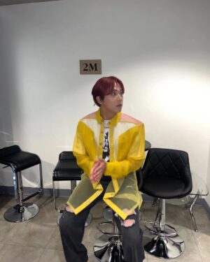 Lee Hong-gi Instagram - 오늘 대만 콘서트를 마지막으로 RE FTISLAND CONCERT TOUR 가 끝이났습니다. 너무너무 감사하고 팬분들한테 반대로 노래선물도 받고 큰 에너지 많이 받아갑니다.
다다음주부터 시작되는 HEYDAY FTISLAND CONCERT TOUR 로 다시 여러분들에게 좋은 공연 선물하러 돌아댕기겠습니다.
감사했습니다.곧 또 만나요!!!
#FTISLAND