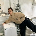 Lee Hye-ri Instagram - #Prada #PradaHoliday23 ❤️🎄