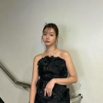 Lee Hye-ri Instagram - 🖤