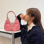 Lee Hye-ri Instagram - @Prada #PradaFW23 and #PradaMoon 미우치아 프라다와 라프 시몬스가 함께하는 프라다 FW23 컬렉션. 2023년 2월 23일 오후 10시 💖