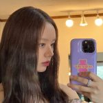 Lee Hye-ri Instagram - 🤭