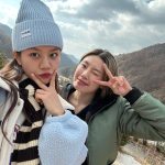 Lee Hye-ri Instagram – 어느덧 절반 😭