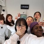 Lee Hye-ri Instagram – 어느덧 절반 😭
