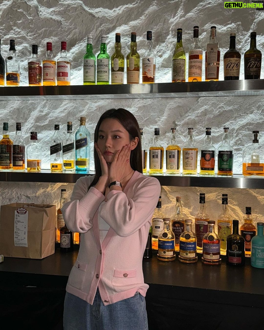 Lee Hye-ri Instagram - 너무 너무 근사했던 🖤 Thanks to. @chanelofficial