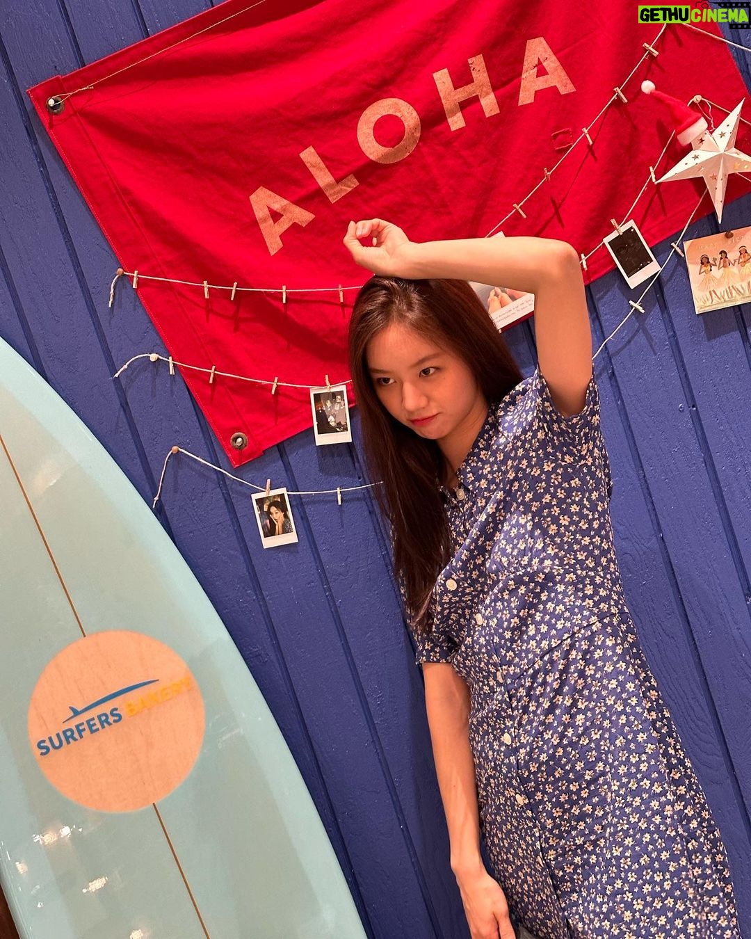 Lee Hye-ri Instagram - Christmas in hawaiiii 🌴⛄️