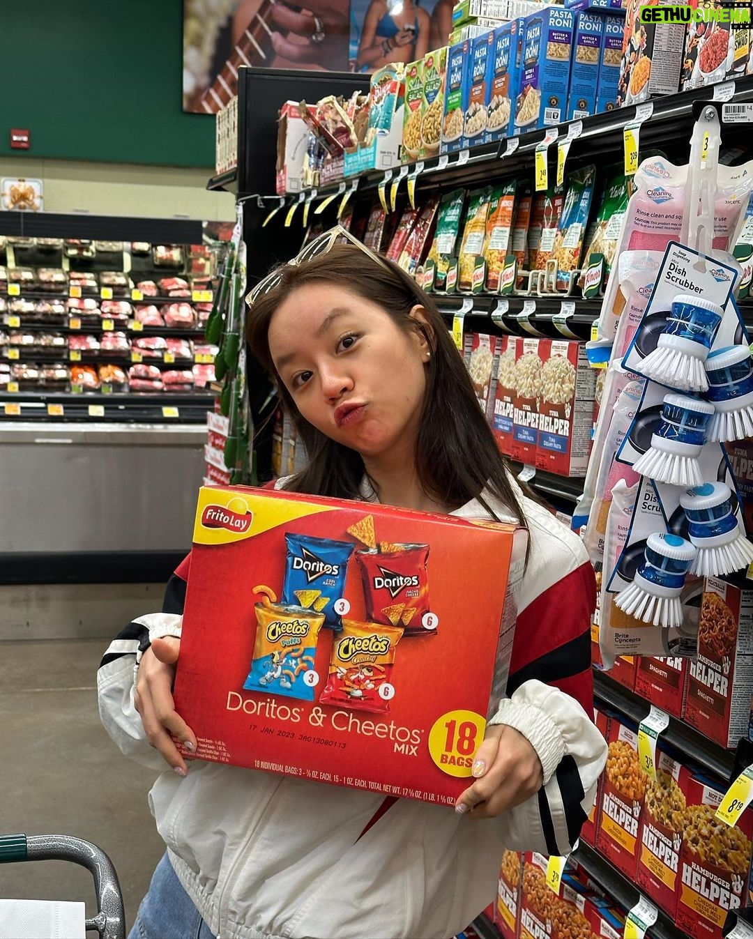 Lee Hye-ri Instagram - Christmas in hawaiiii 🌴⛄️