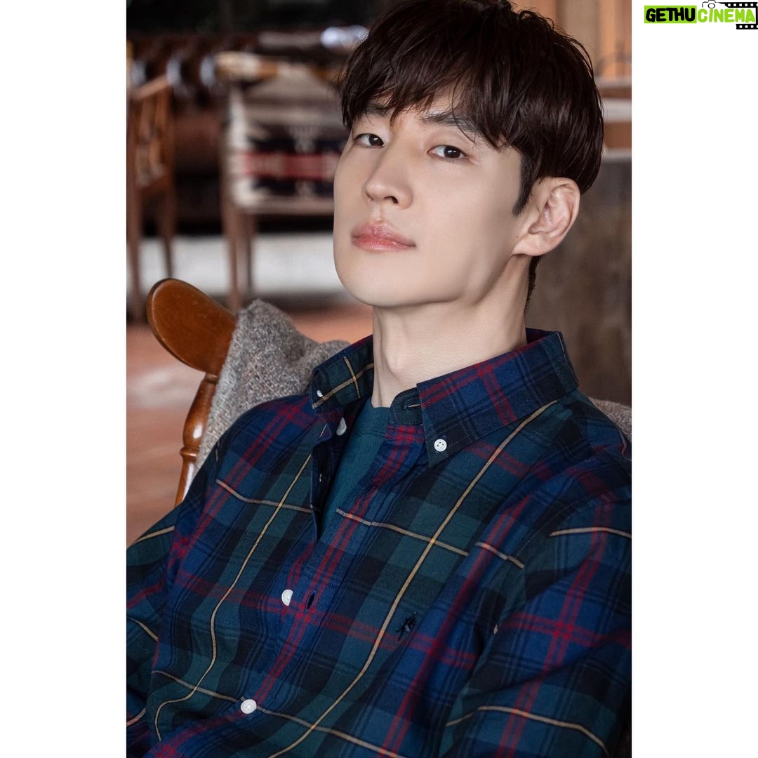 Lee Je-hoon Instagram - ⠀ 여러분~* 날씨가 너무 추워졌어요🥺 모두 따뜻하게 챙겨 입으시고 감기 조심하세요🍂🍁 #올젠 #olzen @olzen_official