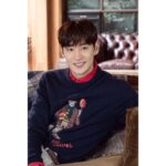 Lee Je-hoon Instagram - ⠀ 여러분~* 날씨가 너무 추워졌어요🥺 모두 따뜻하게 챙겨 입으시고 감기 조심하세요🍂🍁 #올젠 #olzen @olzen_official