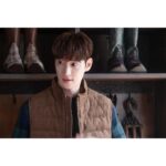 Lee Je-hoon Instagram - ⠀ 여러분~* 날씨가 너무 추워졌어요🥺 모두 따뜻하게 챙겨 입으시고 감기 조심하세요🍂🍁 #올젠 #olzen @olzen_official