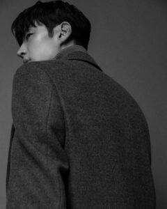 Lee Je-hoon Instagram - ⠀ B cut🪞 @voguehongkong