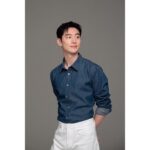 Lee Je-hoon Instagram - ⠀ ☺️☝️💙 #care1 #케어원