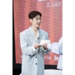 Lee Je-hoon Instagram - ⠀ 대만 팬 여러분~* 여러분과 함께 했던 시간이 벌써 그리워지네요. 저를 반갑게 맞이해 주셔서 진심으로 감사드립니다🥰 여러분과의 추억이 좋은 기억으로 남을 것 같아요 :) 앞으로 자주 찾아뵐게요!! 생일 축하해 주신 많은 분들도 너무나 감사합니다💕 다음에 또 건강한 모습으로 만나요. 我愛你~😍