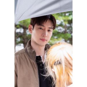 Lee Je-hoon Instagram - ⠀
무지개 운수 식구들과
즐거운 시간 보내고 왔어요-*
소중한 시간 내주신
MC 신동엽 선배님, 박선영 님,
이단 감독님, 오상호 작가님,
그리고 림여사 심소영 배우님도 정말 감사드려요😆💕
모범택시2를 사랑해 주신 모든 분들😍
모두모두 무지개 운수 대통하세요🌈