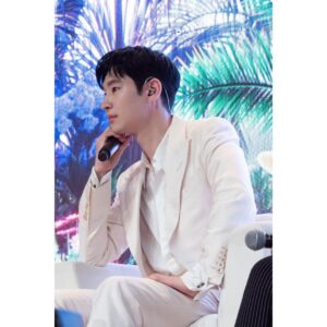 Lee Je-hoon Instagram - ⠀
싱가포르 팬 여러분🇸🇬❤️
저와 함께 소중한 시간을 보내주셔서
정말 감사합니다-*
여러분 덕분에 싱가포르를
더욱더 사랑하게 될 것 같네요🥰
더 자주 만날 수 있는
기회가 생겼으면 좋겠습니다!!
I love Singapore fan lah😘