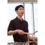 Lee Je-hoon Instagram - ⠀ 이번 올젠 2023SS 옷들도 너무 이쁘죠~~?^ㅇ^ 이제 봄이 오려나봐요🌸 그래도 아직 일교차가 심하니 모두 감기 조심하세요~~* #올젠 #olzen @olzen_official