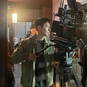 Lee Je-hoon Instagram - ⠀
📹😎🚕