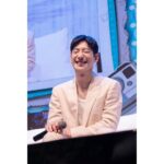 Lee Je-hoon Instagram - ⠀ 인도네시아 팬 여러분🇮🇩🥰 저를 반갑게 맞이해 주셔서 감사합니다-* 여러분의 뜨거운 환호에 정말 감동했어요🥹 잊지 못할 기억이 될 것 같네요. 다시 만날 날이 빨리 왔으면 좋겠습니다 :) Terima Kasih💕 Aku Cinta Kamu🫶🏻