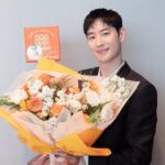 Lee Je-hoon Instagram - ⠀ 후니스트 여러분😍 제가 항상 너무 감사하게 생각하는 거 다들 알고 계시죠~~~?? 매 순간 응원해 주셔서 정말 감사합니다. 덕분에 더 힘내고 있어요-* 모두 오늘 하루도 즐겁게 보내세요!!^ㅇ^