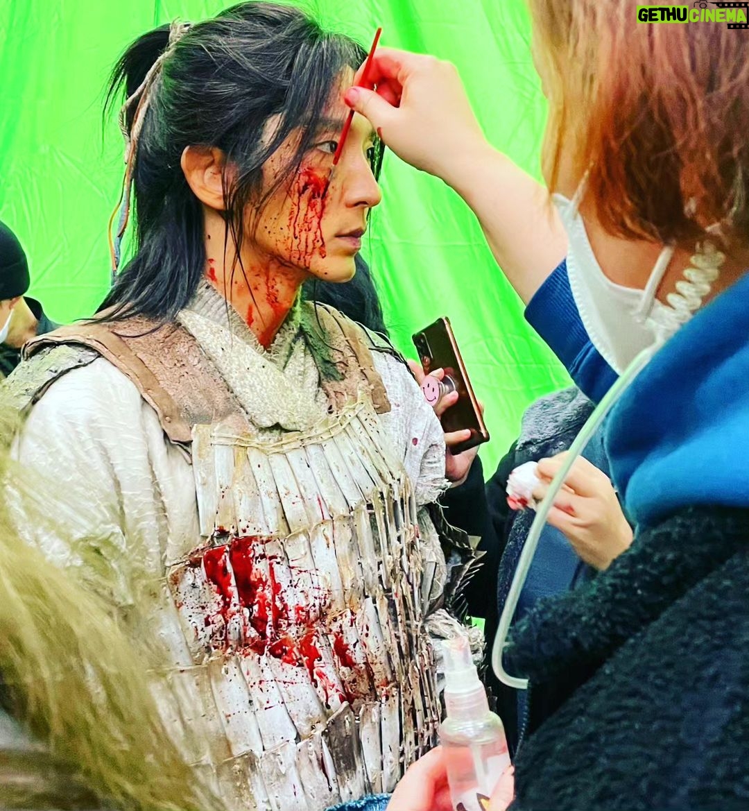 Lee Joon-gi Instagram - 어느덧 마지막 주말 😭시간 참 빠르네요 마지막까지 기대해주시고, 함께 해주세요 🙏 이따 만나요