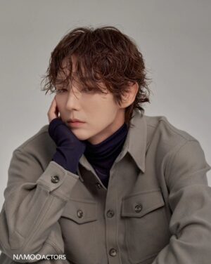 Lee Joon-gi Instagram - From Namoo Naver Post 🎇🎆 U can see more pic in Post😆