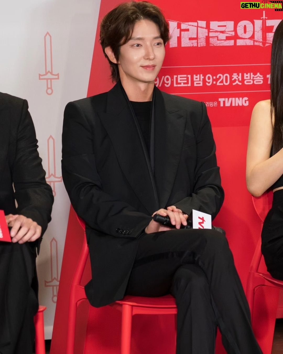 Lee Joon-gi Instagram - From Namoo Actor's NAVER Post 🫡